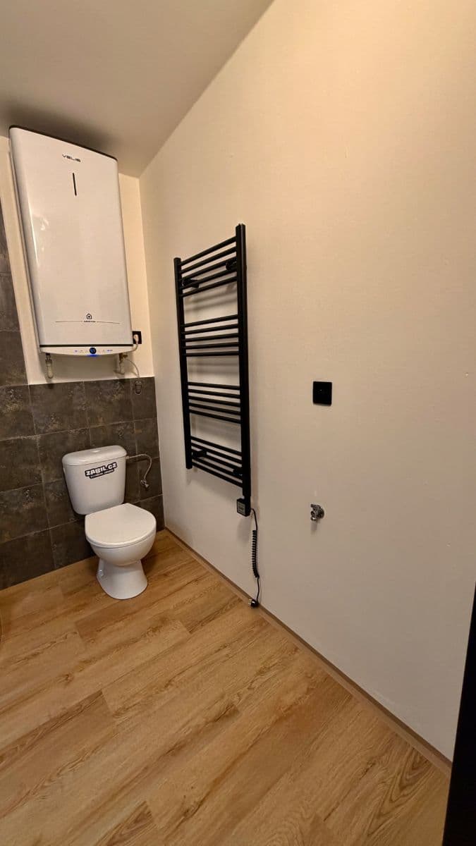 Pronájem bytu 1+kk 28 m², Pokorného, Praha, Praha Pronájem bytu 1+kk 28 m², Pokorného, Praha, Praha