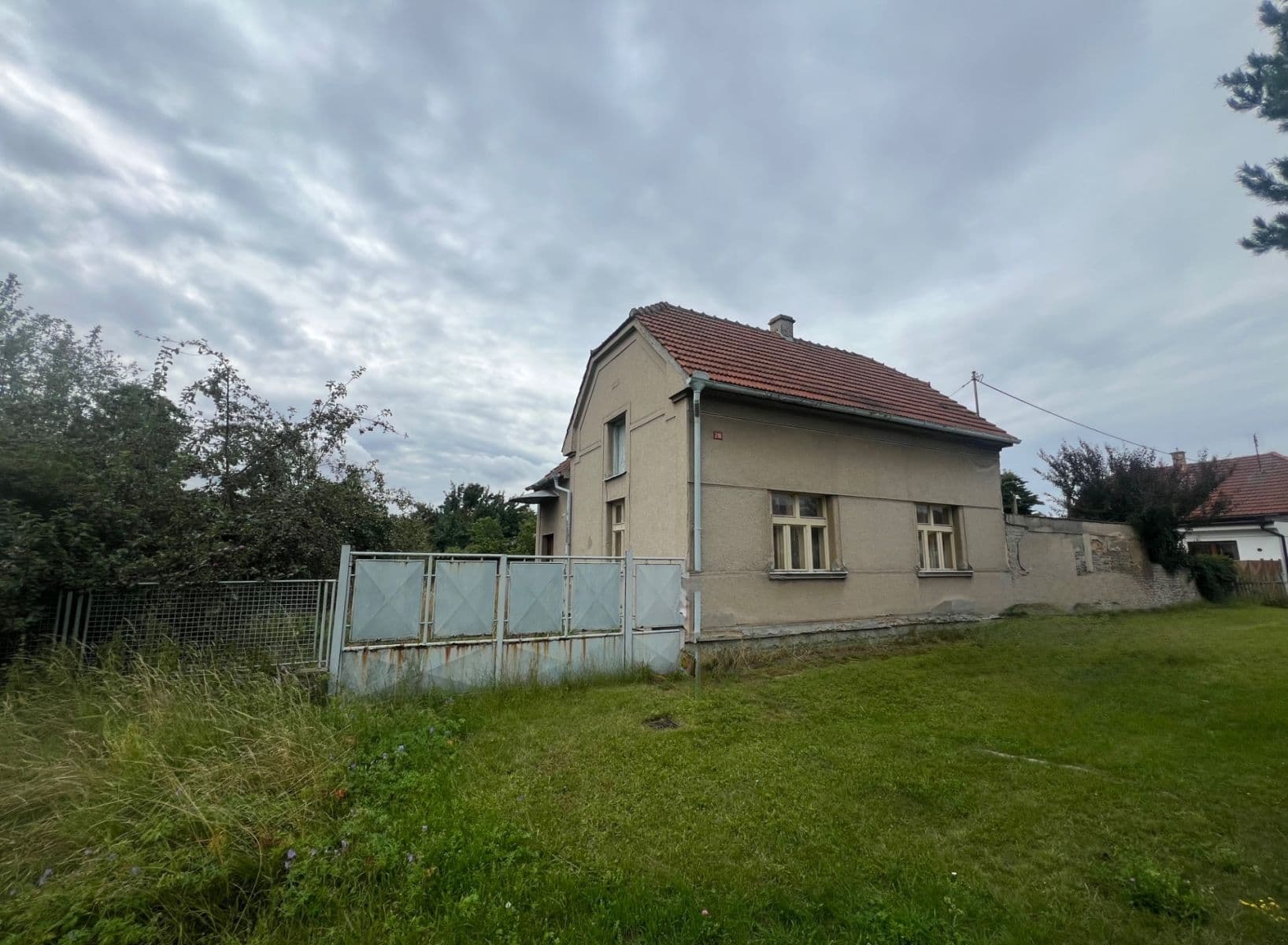 Prodej domu 80 m², pozemek 778 m², Dobřichov, Středočeský kraj Prodej domu 80 m², pozemek 778 m², Dobřichov, Středočeský kraj