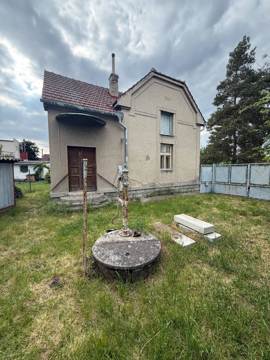 Prodej domu 80 m², pozemek 778 m², Dobřichov, Středočeský kraj Prodej domu 80 m², pozemek 778 m², Dobřichov, Středočeský kraj