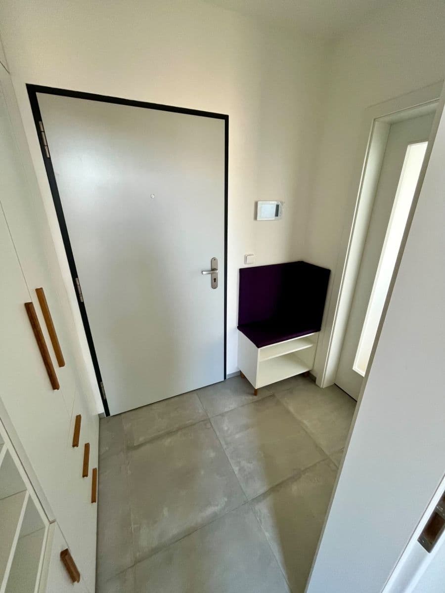 Pronájem bytu 2+kk 37 m², Třebohostická, Praha, Praha Pronájem bytu 2+kk 37 m², Třebohostická, Praha, Praha