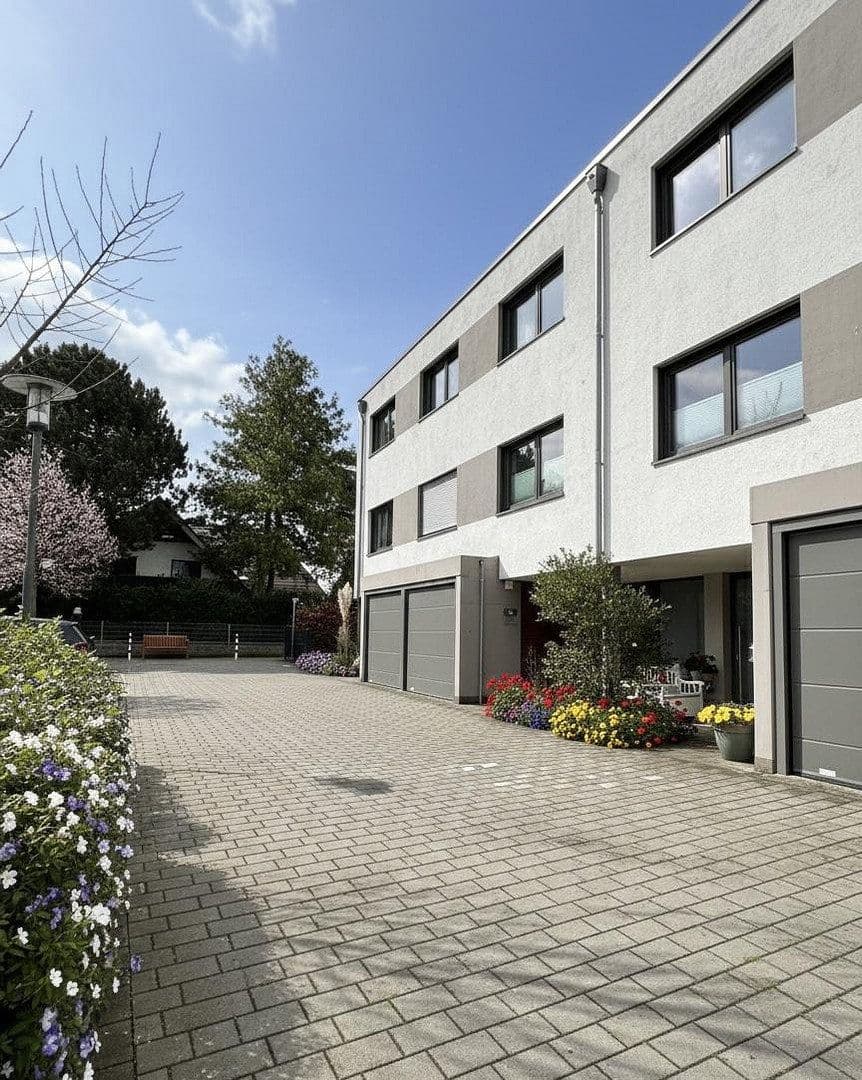 Prodej bytu 4+1 151 m², Mainz, Porýní-Falc Prodej bytu 4+1 151 m², Mainz, Porýní-Falc