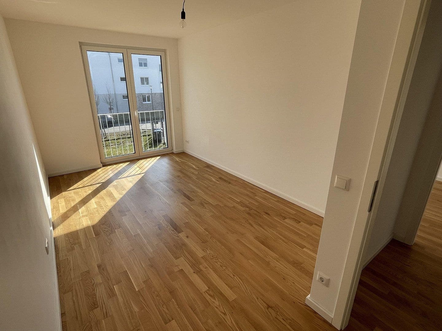 Pronájem domu 140 m², pozemek 400 m², Schöneiche bei Berlin, Braniborsko Pronájem domu 140 m², pozemek 400 m², Schöneiche bei Berlin, Braniborsko