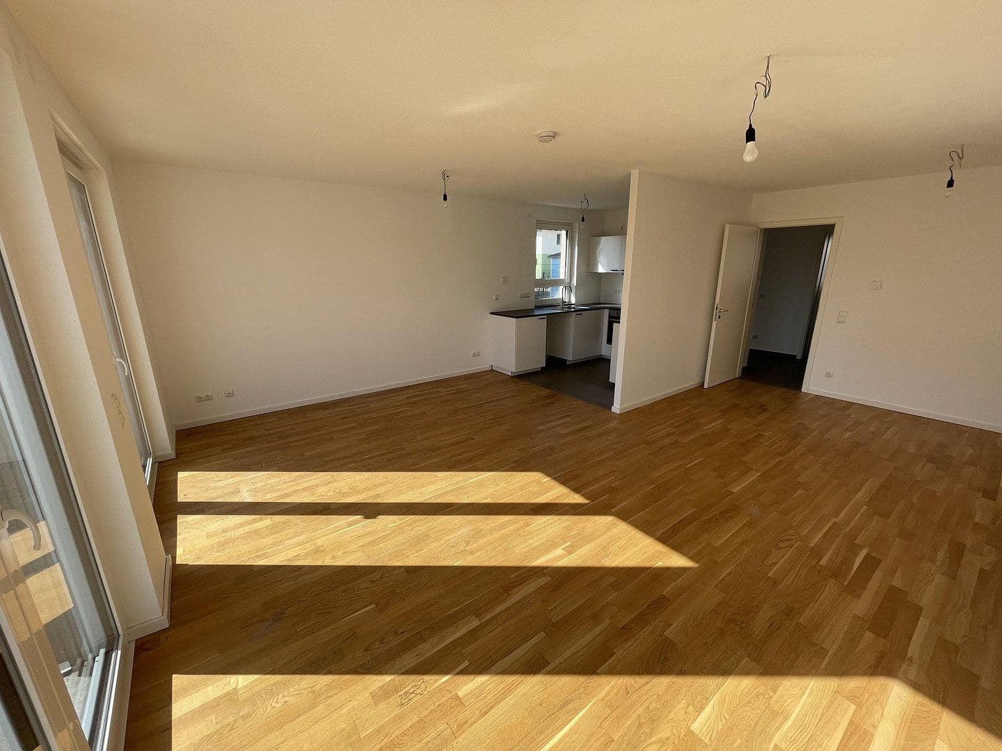 Pronájem domu 140 m², pozemek 400 m², Schöneiche bei Berlin, Braniborsko Pronájem domu 140 m², pozemek 400 m², Schöneiche bei Berlin, Braniborsko