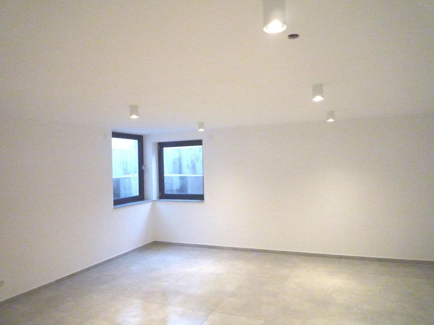 Pronájem domu 205 m², pozemek 311 m², Meerbusch, Severní Porýní-Vestfálsko Pronájem domu 205 m², pozemek 311 m², Meerbusch, Severní Porýní-Vestfálsko