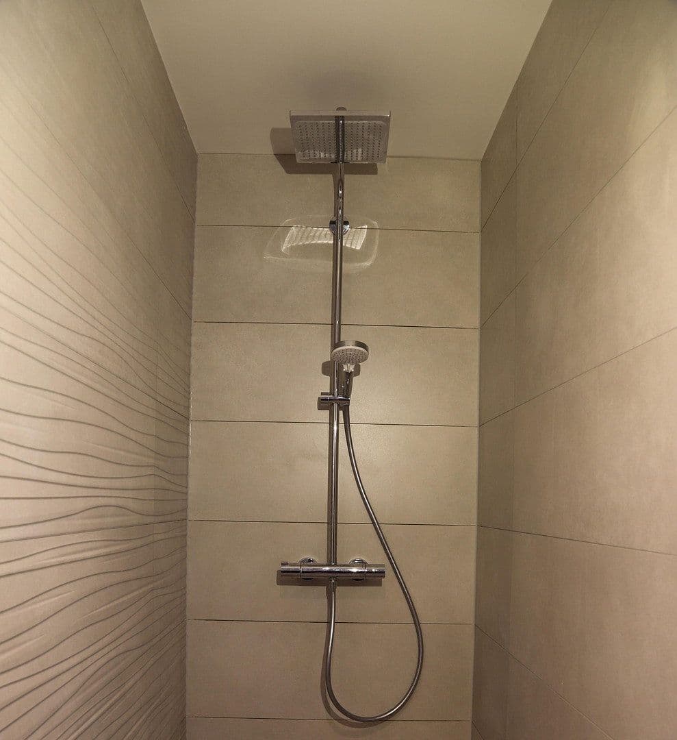 Pronájem domu 205 m², pozemek 311 m², Meerbusch, Severní Porýní-Vestfálsko Pronájem domu 205 m², pozemek 311 m², Meerbusch, Severní Porýní-Vestfálsko