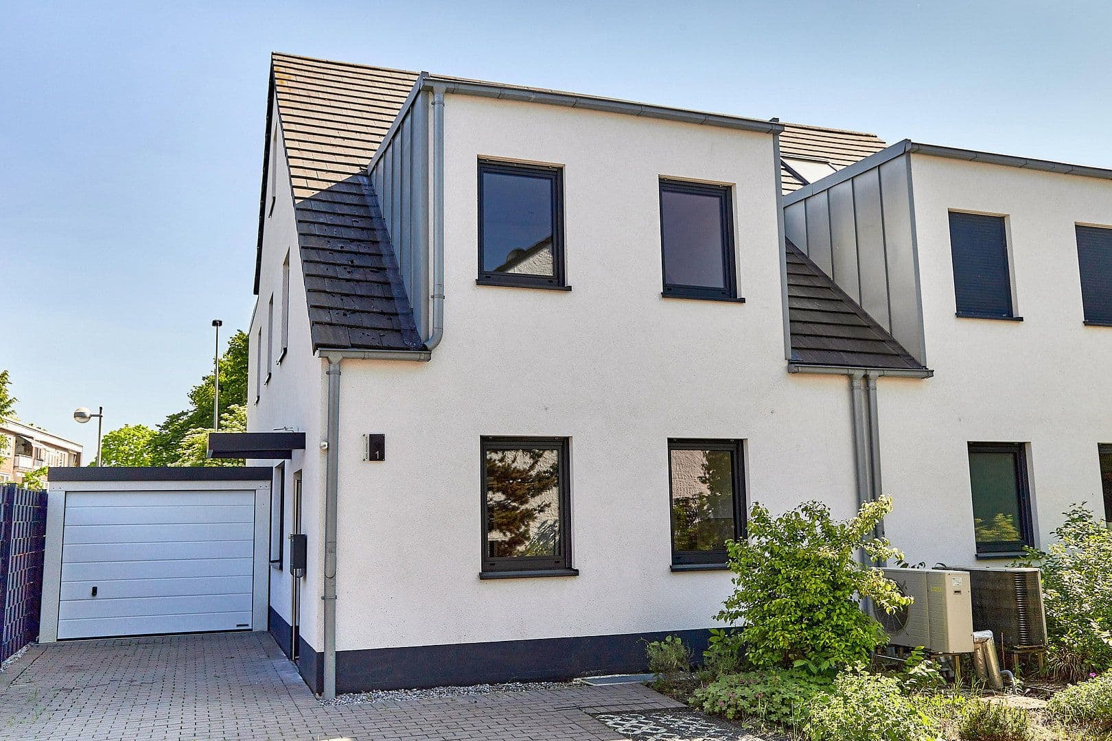 Pronájem domu 205 m², pozemek 311 m², Meerbusch, Severní Porýní-Vestfálsko Pronájem domu 205 m², pozemek 311 m², Meerbusch, Severní Porýní-Vestfálsko