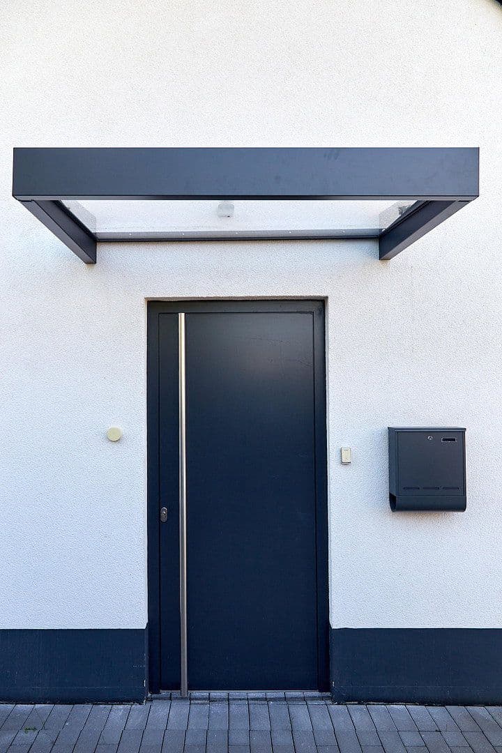 Pronájem domu 205 m², pozemek 311 m², Meerbusch, Severní Porýní-Vestfálsko Pronájem domu 205 m², pozemek 311 m², Meerbusch, Severní Porýní-Vestfálsko