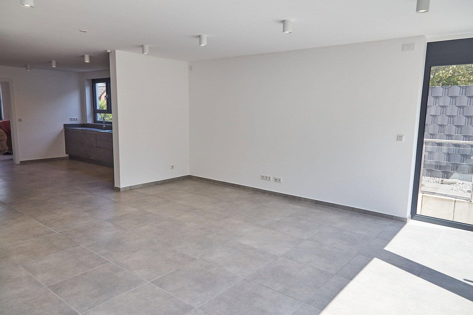 Pronájem domu 205 m², pozemek 311 m², Meerbusch, Severní Porýní-Vestfálsko Pronájem domu 205 m², pozemek 311 m², Meerbusch, Severní Porýní-Vestfálsko