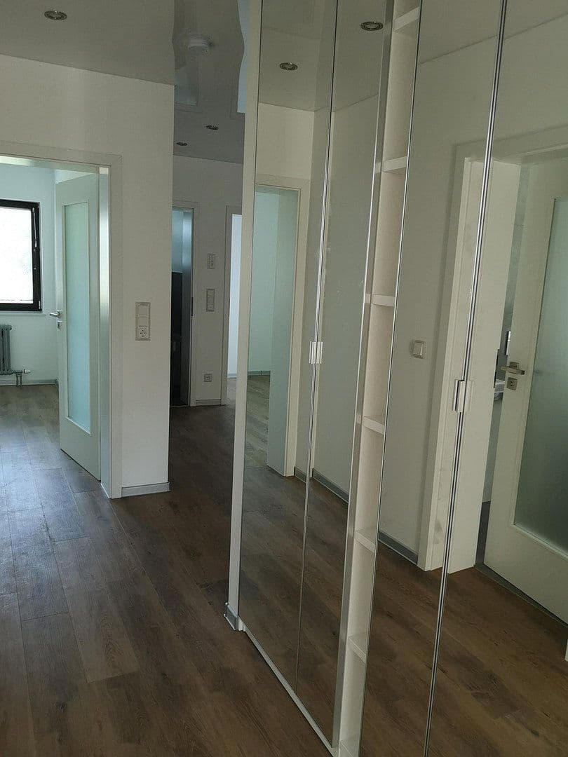 Pronájem bytu 3+1 85 m², Mulheim an der Ruhr, Severní Porýní-Vestfálsko Pronájem bytu 3+1 85 m², Mulheim an der Ruhr, Severní Porýní-Vestfálsko