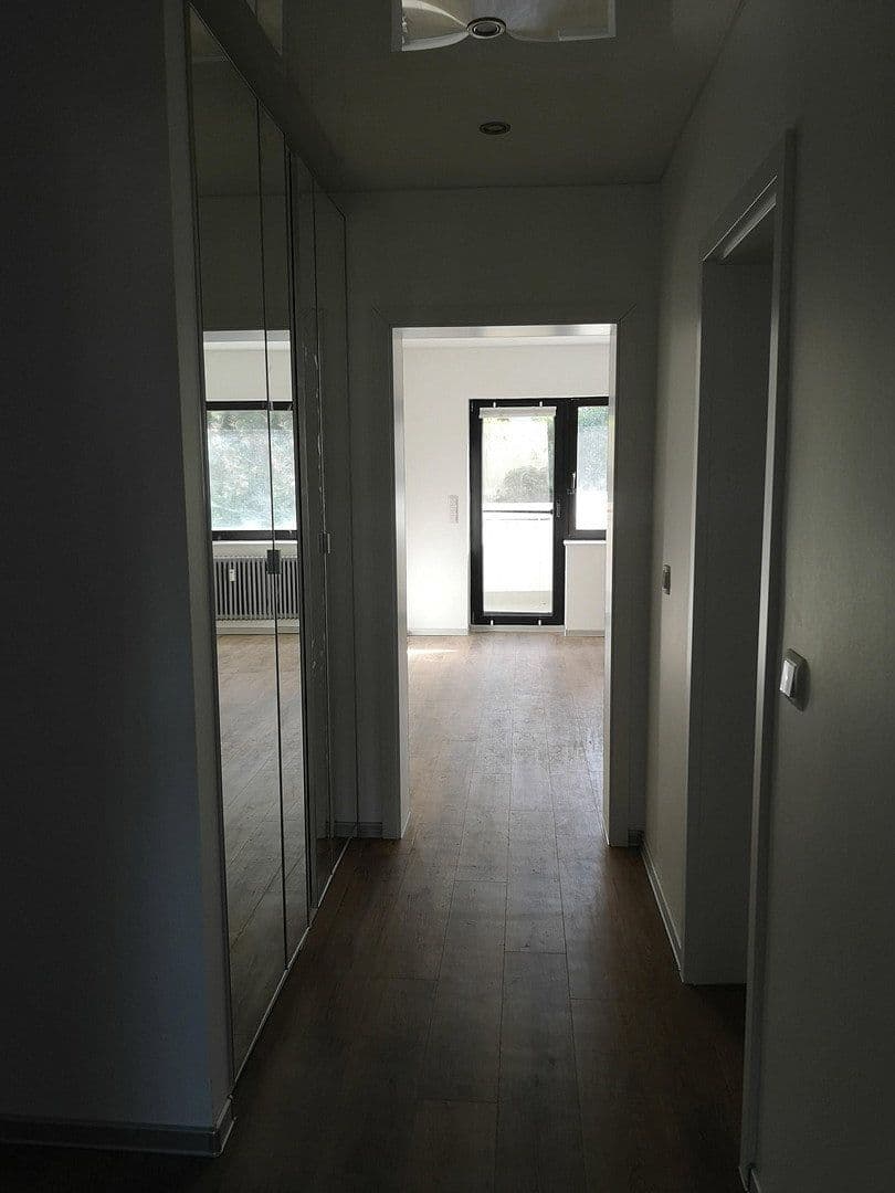 Pronájem bytu 3+1 85 m², Mulheim an der Ruhr, Severní Porýní-Vestfálsko Pronájem bytu 3+1 85 m², Mulheim an der Ruhr, Severní Porýní-Vestfálsko