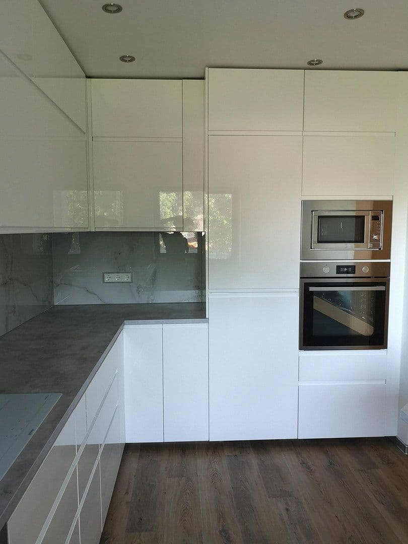 Pronájem bytu 3+1 85 m², Mulheim an der Ruhr, Severní Porýní-Vestfálsko Pronájem bytu 3+1 85 m², Mulheim an der Ruhr, Severní Porýní-Vestfálsko