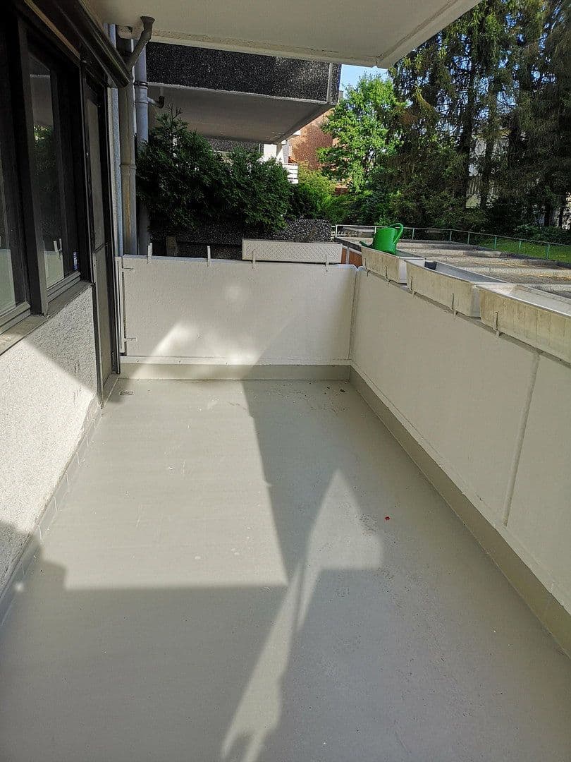 Pronájem bytu 3+1 85 m², Mulheim an der Ruhr, Severní Porýní-Vestfálsko Pronájem bytu 3+1 85 m², Mulheim an der Ruhr, Severní Porýní-Vestfálsko