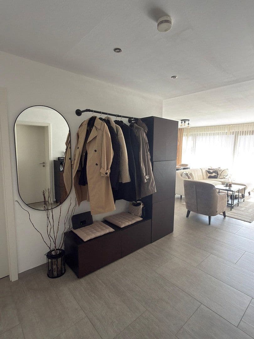 Pronájem bytu 3+1 74 m², Schwieberdingen, Bádensko-Württembersko Pronájem bytu 3+1 74 m², Schwieberdingen, Bádensko-Württembersko