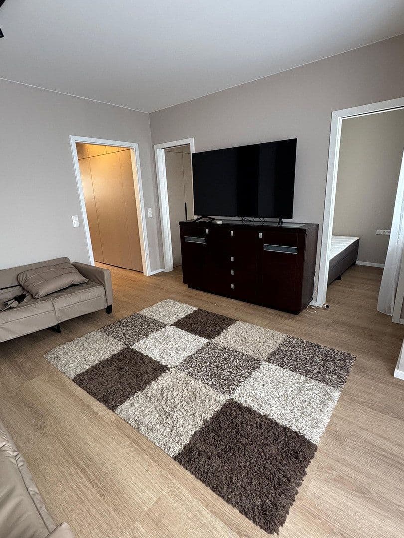 Pronájem bytu 2+1 50 m², Gotha-Allee 36, Berlin, Berlín Pronájem bytu 2+1 50 m², Gotha-Allee 36, Berlin, Berlín