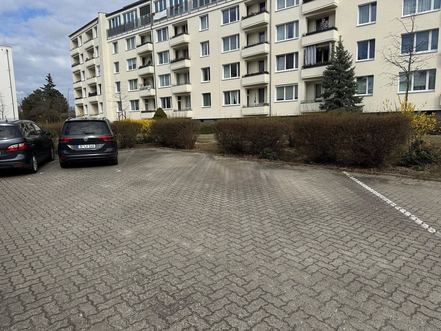 Pronájem bytu 2+1 50 m², Gotha-Allee 36, Berlin, Berlín Pronájem bytu 2+1 50 m², Gotha-Allee 36, Berlin, Berlín