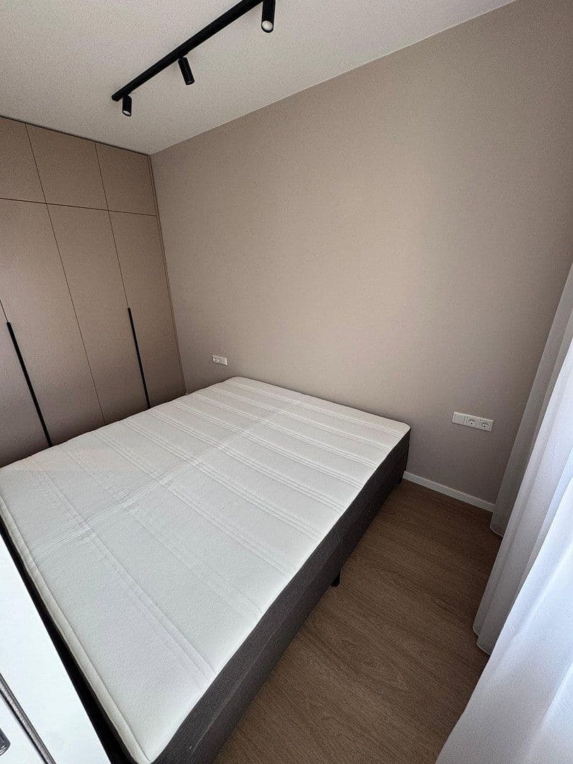 Pronájem bytu 2+1 50 m², Gotha-Allee 36, Berlin, Berlín Pronájem bytu 2+1 50 m², Gotha-Allee 36, Berlin, Berlín