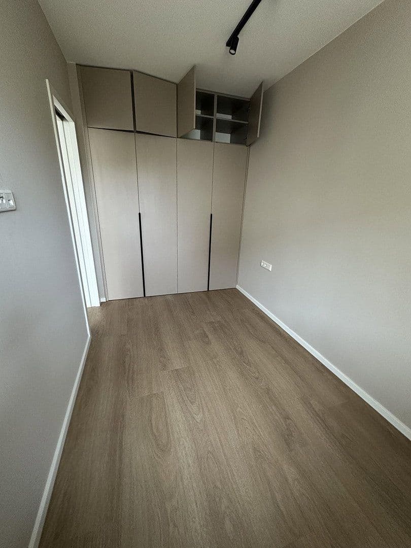 Pronájem bytu 2+1 50 m², Gotha-Allee 36, Berlin, Berlín Pronájem bytu 2+1 50 m², Gotha-Allee 36, Berlin, Berlín