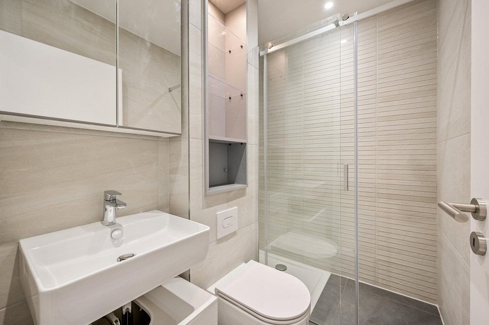 Prodej bytu 2+1 43 m², Coventrystraße 57, Frankfurt am Main, Hessen Prodej bytu 2+1 43 m², Coventrystraße 57, Frankfurt am Main, Hessen