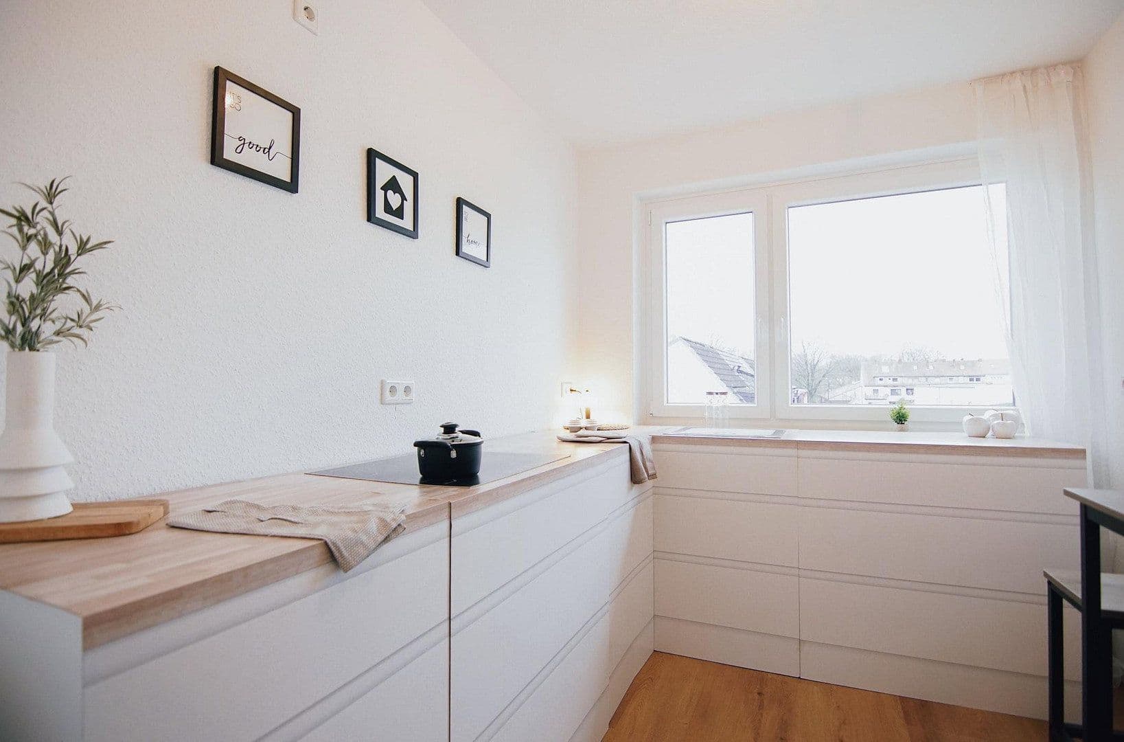 Prodej bytu 3+1 79 m², Bremen, Bremen Prodej bytu 3+1 79 m², Bremen, Bremen