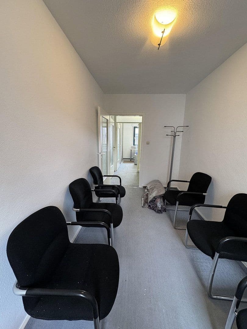 Pronájem kanceláře 114 m², Beethovenstraße, Villingen-Schwenningen, Bádensko-Württembersko Pronájem kanceláře 114 m², Beethovenstraße, Villingen-Schwenningen, Bádensko-Württembersko