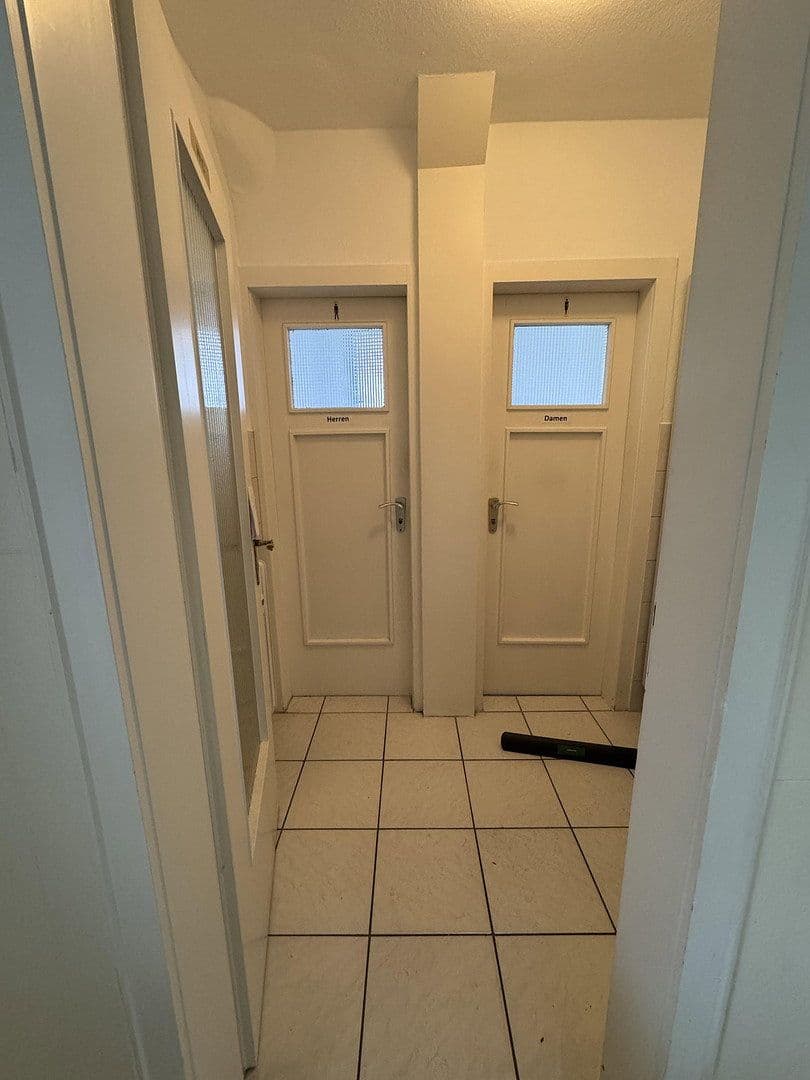 Pronájem kanceláře 114 m², Beethovenstraße, Villingen-Schwenningen, Bádensko-Württembersko Pronájem kanceláře 114 m², Beethovenstraße, Villingen-Schwenningen, Bádensko-Württembersko