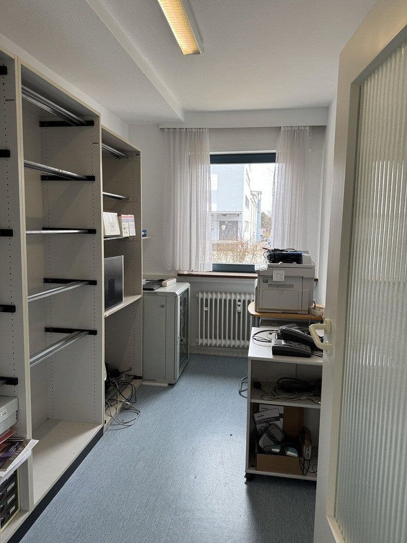 Pronájem kanceláře 114 m², Beethovenstraße, Villingen-Schwenningen, Bádensko-Württembersko Pronájem kanceláře 114 m², Beethovenstraße, Villingen-Schwenningen, Bádensko-Württembersko