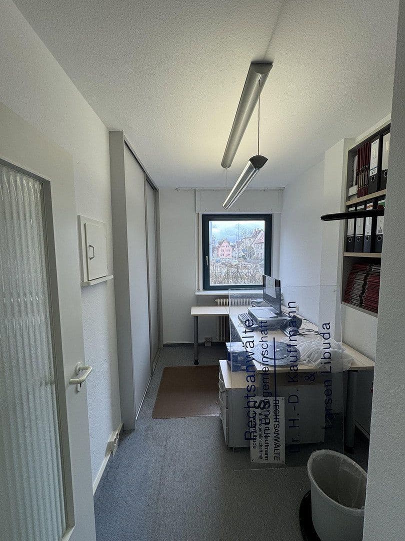 Pronájem kanceláře 114 m², Beethovenstraße, Villingen-Schwenningen, Bádensko-Württembersko Pronájem kanceláře 114 m², Beethovenstraße, Villingen-Schwenningen, Bádensko-Württembersko