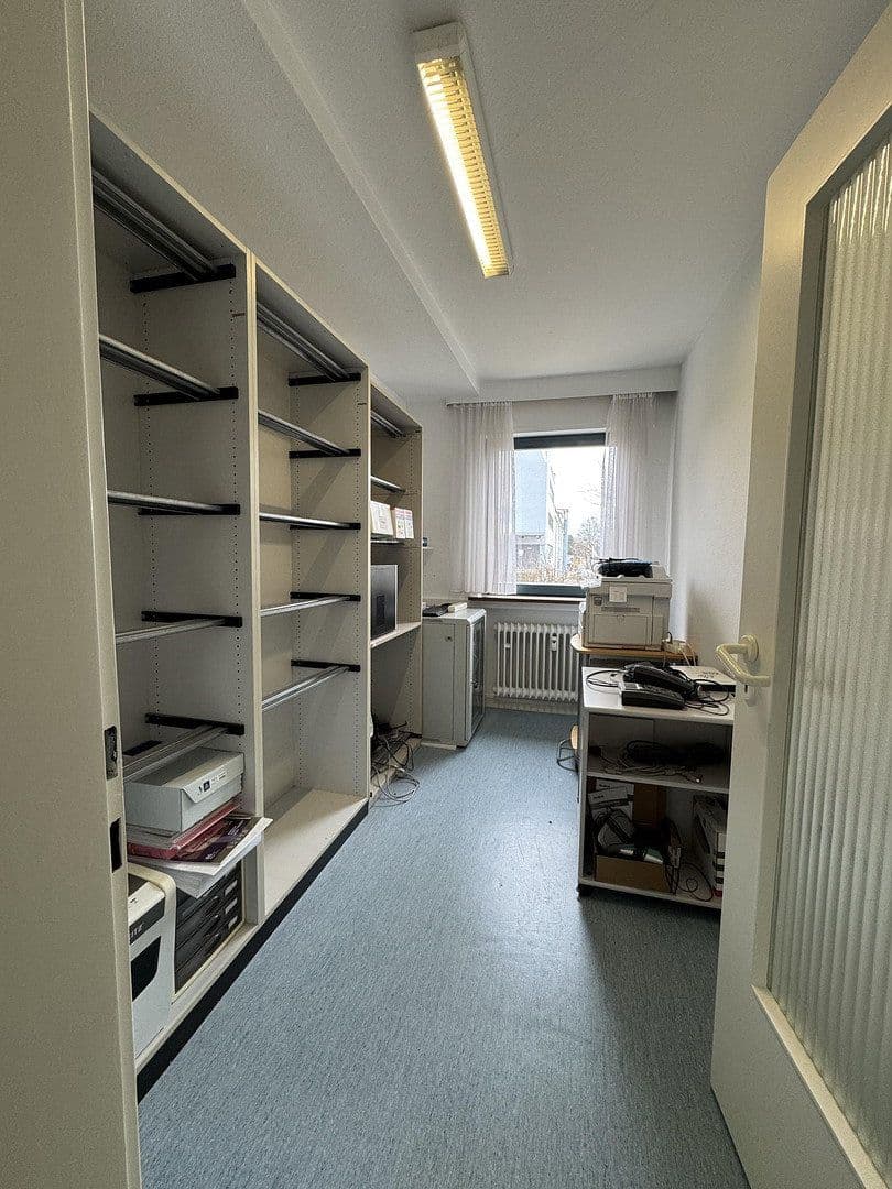 Pronájem kanceláře 114 m², Beethovenstraße, Villingen-Schwenningen, Bádensko-Württembersko Pronájem kanceláře 114 m², Beethovenstraße, Villingen-Schwenningen, Bádensko-Württembersko