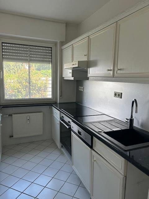 Pronájem bytu 2+kk 70 m², Friedenstraße 22A, Wiesbaden, Hessen Pronájem bytu 2+kk 70 m², Friedenstraße 22A, Wiesbaden, Hessen