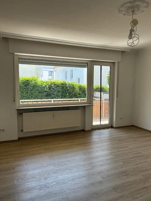 Pronájem bytu 2+kk 70 m², Friedenstraße 22A, Wiesbaden, Hessen Pronájem bytu 2+kk 70 m², Friedenstraße 22A, Wiesbaden, Hessen