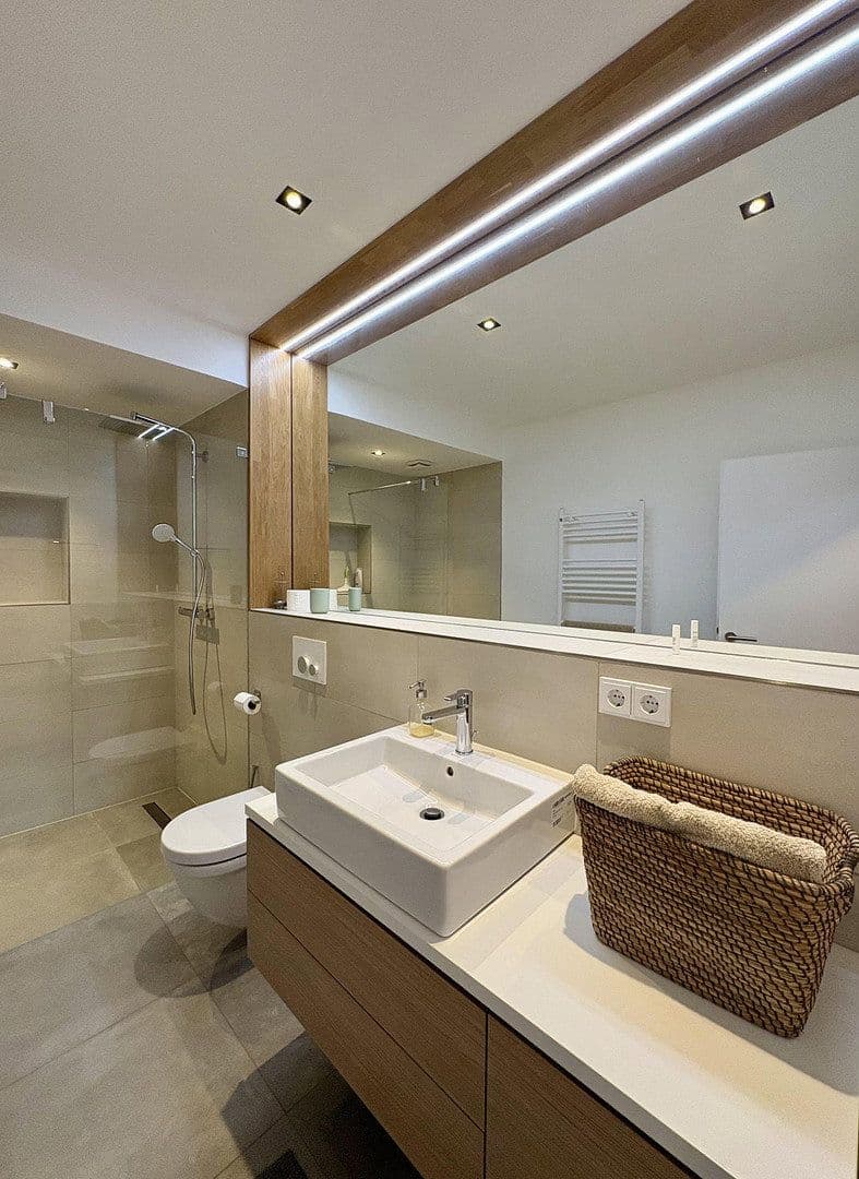 Prodej domu 250 m², pozemek 852 m², Berlin, Berlín Prodej domu 250 m², pozemek 852 m², Berlin, Berlín