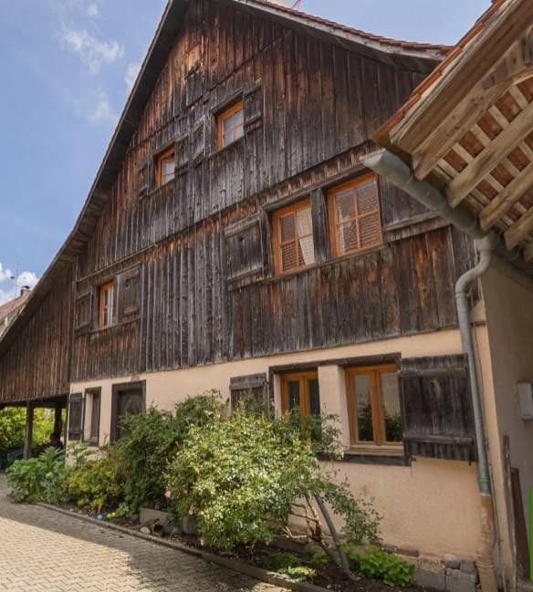 Prodej pozemku 820.000 m², Salem, Bádensko-Württembersko Prodej pozemku 820.000 m², Salem, Bádensko-Württembersko