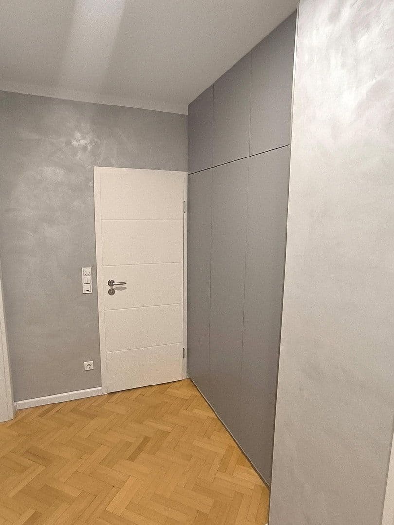 Prodej bytu 3+1 95 m², Saarbrücken, Země Sársko Prodej bytu 3+1 95 m², Saarbrücken, Země Sársko
