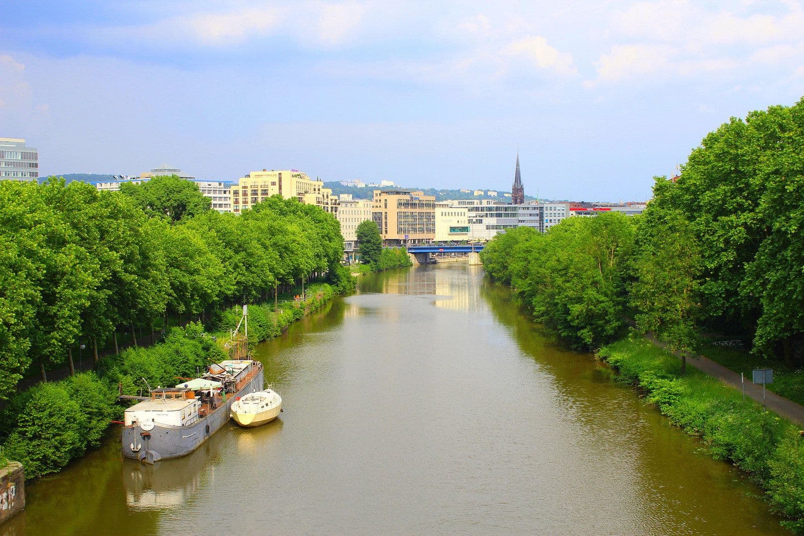 Prodej bytu 3+1 95 m², Saarbrücken, Země Sársko Prodej bytu 3+1 95 m², Saarbrücken, Země Sársko