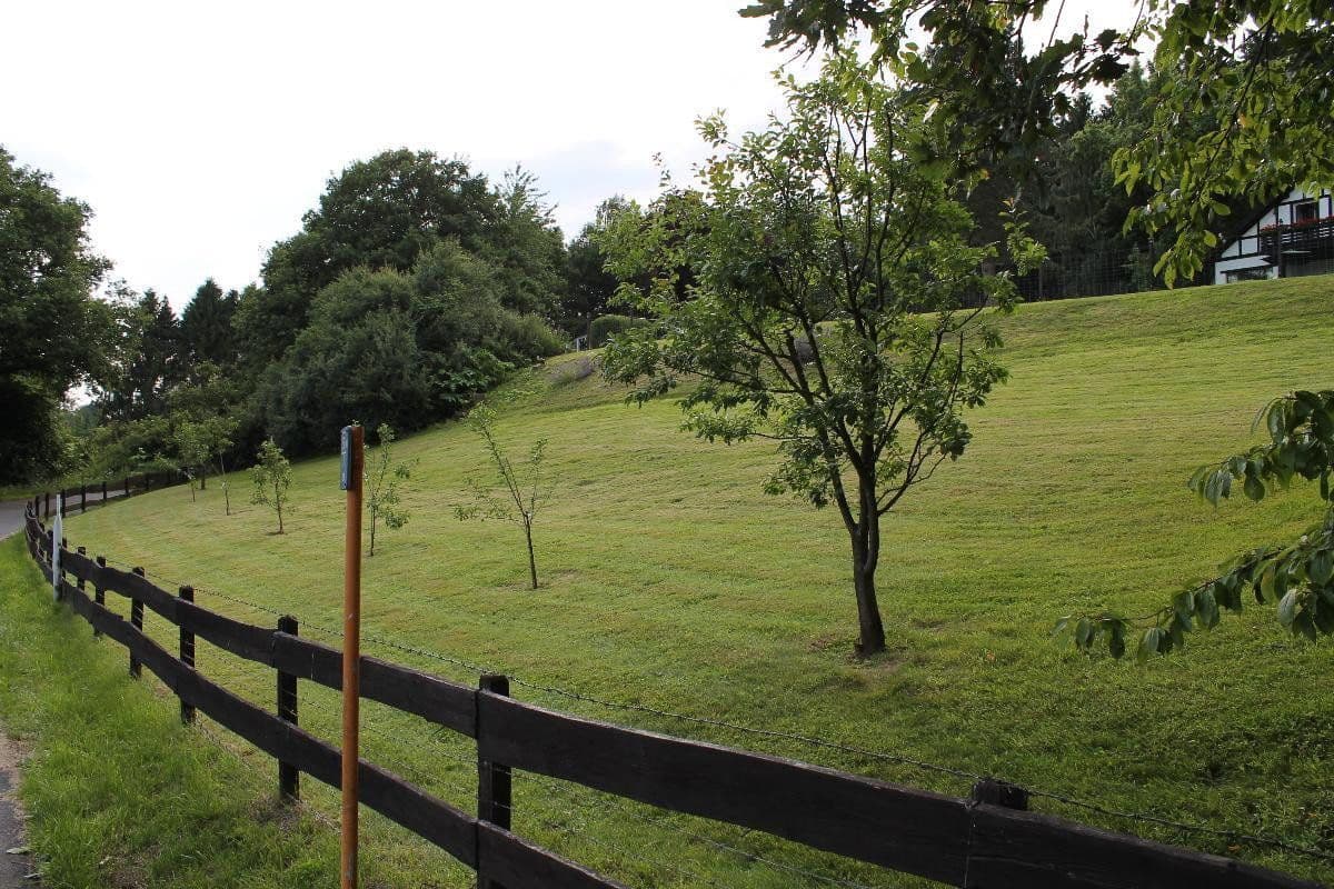 Prodej domu 370 m², pozemek 6.721 m², Hagen, Severní Porýní-Vestfálsko Prodej domu 370 m², pozemek 6.721 m², Hagen, Severní Porýní-Vestfálsko