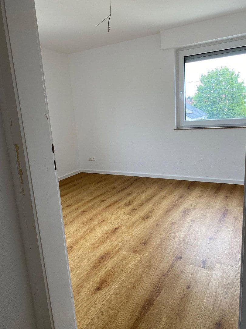 Prodej bytu 3+1 72 m², Talstr.43, Leutenbach, Bádensko-Württembersko Prodej bytu 3+1 72 m², Talstr.43, Leutenbach, Bádensko-Württembersko