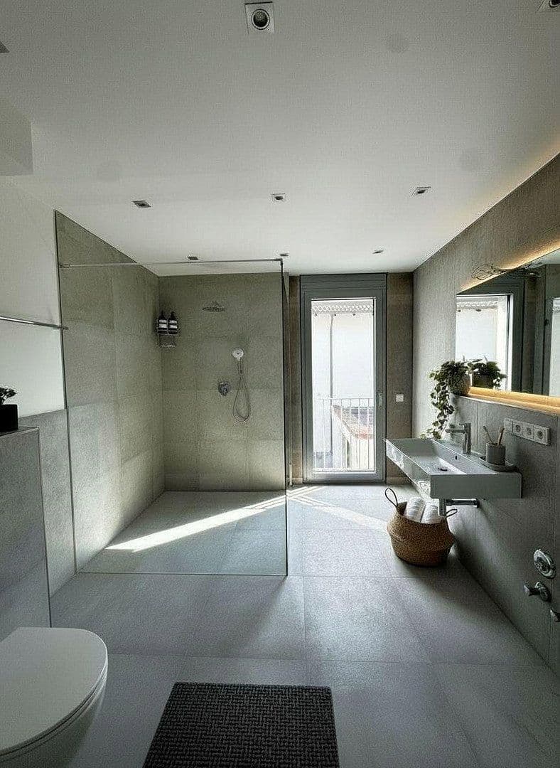 Pronájem bytu 2+1 56 m², München, Bavorsko Pronájem bytu 2+1 56 m², München, Bavorsko