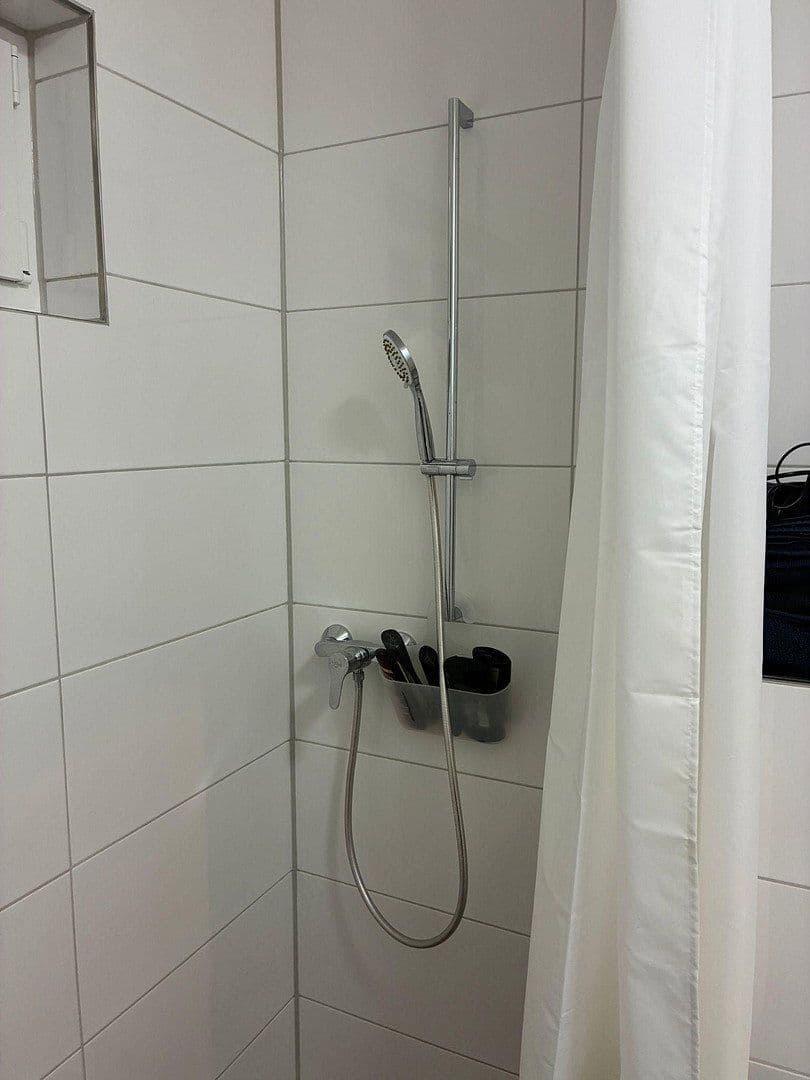 Pronájem bytu 1+1 28 m², Bartholomäusstraße 54, Nürnberg, Bavorsko Pronájem bytu 1+1 28 m², Bartholomäusstraße 54, Nürnberg, Bavorsko