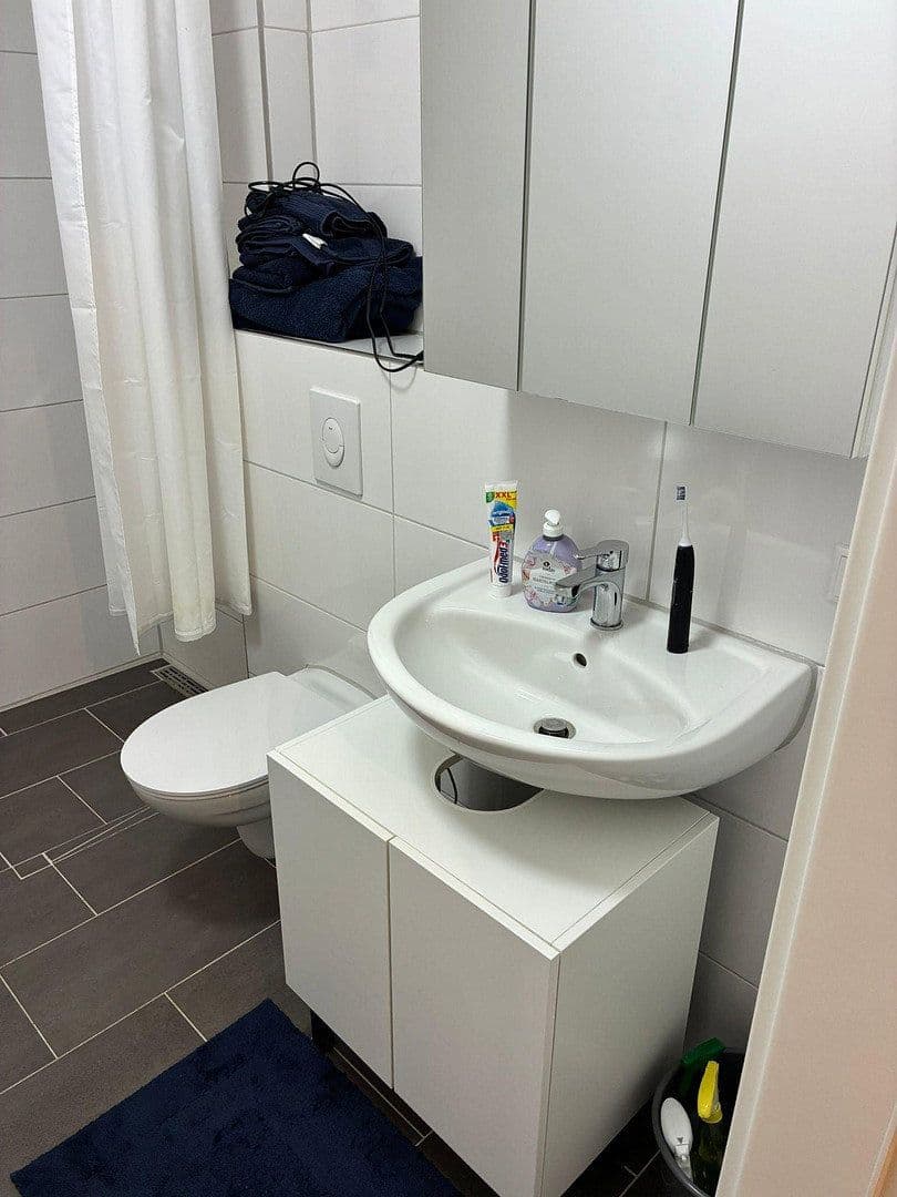 Pronájem bytu 1+1 28 m², Bartholomäusstraße 54, Nürnberg, Bavorsko Pronájem bytu 1+1 28 m², Bartholomäusstraße 54, Nürnberg, Bavorsko