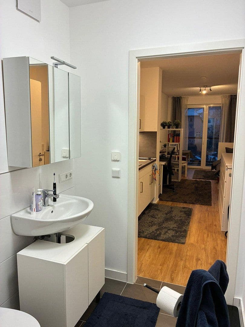 Pronájem bytu 1+1 28 m², Bartholomäusstraße 54, Nürnberg, Bavorsko Pronájem bytu 1+1 28 m², Bartholomäusstraße 54, Nürnberg, Bavorsko