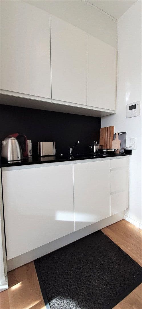 Pronájem bytu 1+1 32 m², Berlin, Berlín Pronájem bytu 1+1 32 m², Berlin, Berlín