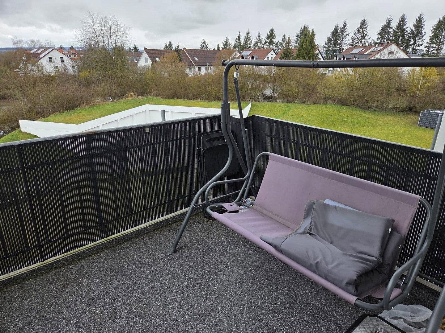 Prodej bytu 2+1 46 m², Anne-Frank-Straße 13, Laupheim, Bádensko-Württembersko Prodej bytu 2+1 46 m², Anne-Frank-Straße 13, Laupheim, Bádensko-Württembersko