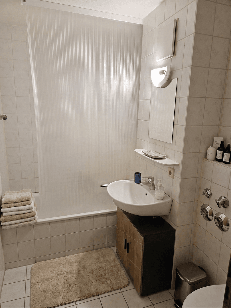 Prodej bytu 2+1 46 m², Anne-Frank-Straße 13, Laupheim, Bádensko-Württembersko Prodej bytu 2+1 46 m², Anne-Frank-Straße 13, Laupheim, Bádensko-Württembersko