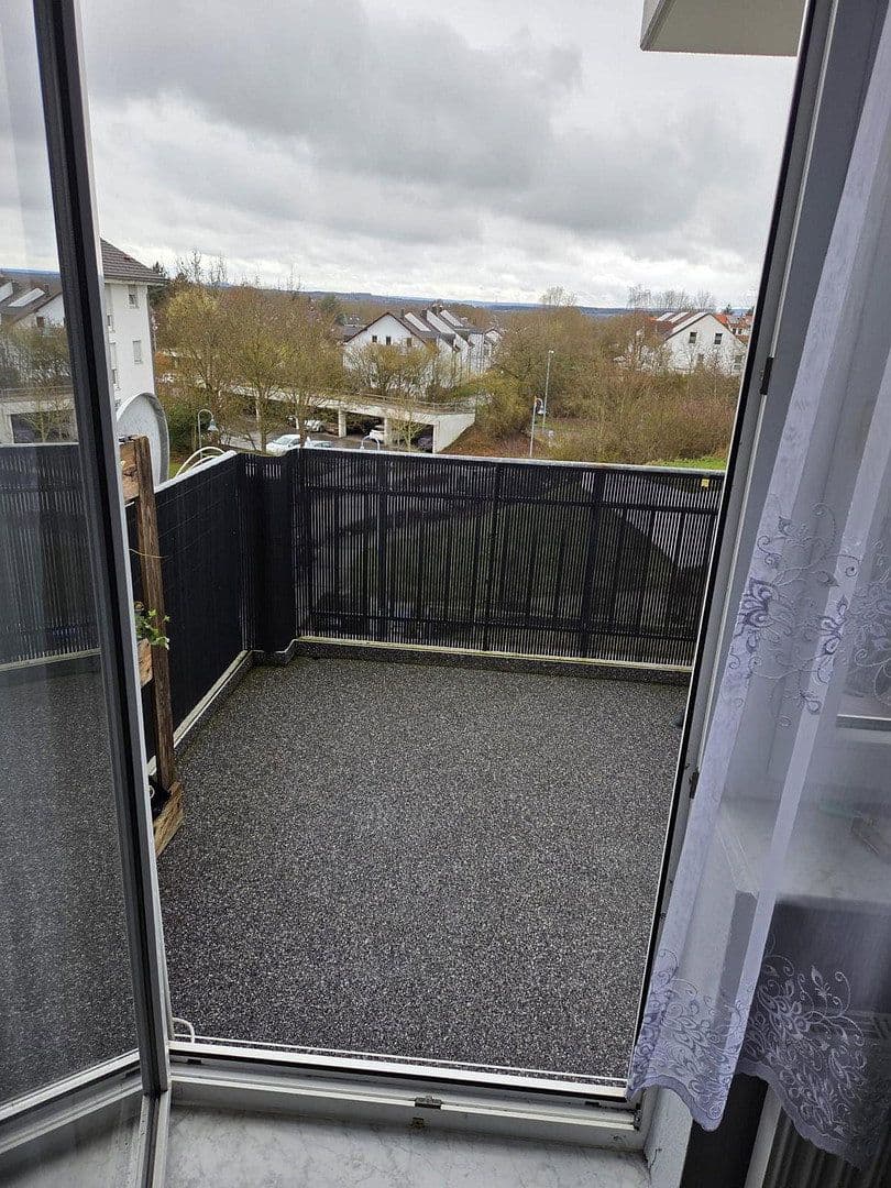 Prodej bytu 2+1 46 m², Anne-Frank-Straße 13, Laupheim, Bádensko-Württembersko Prodej bytu 2+1 46 m², Anne-Frank-Straße 13, Laupheim, Bádensko-Württembersko