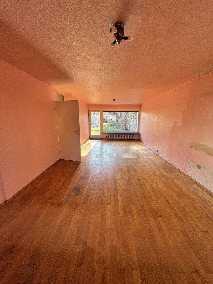 Prodej domu 115 m², pozemek 230 m², Graudenzerstr. 20a, Nürnberg, Bavorsko Prodej domu 115 m², pozemek 230 m², Graudenzerstr. 20a, Nürnberg, Bavorsko