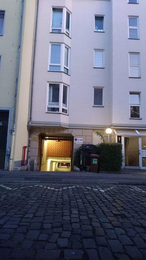 Pronájem bytu 2+1 60 m², Lisbethstr. 7, Hannover, Dolní Sasko Pronájem bytu 2+1 60 m², Lisbethstr. 7, Hannover, Dolní Sasko