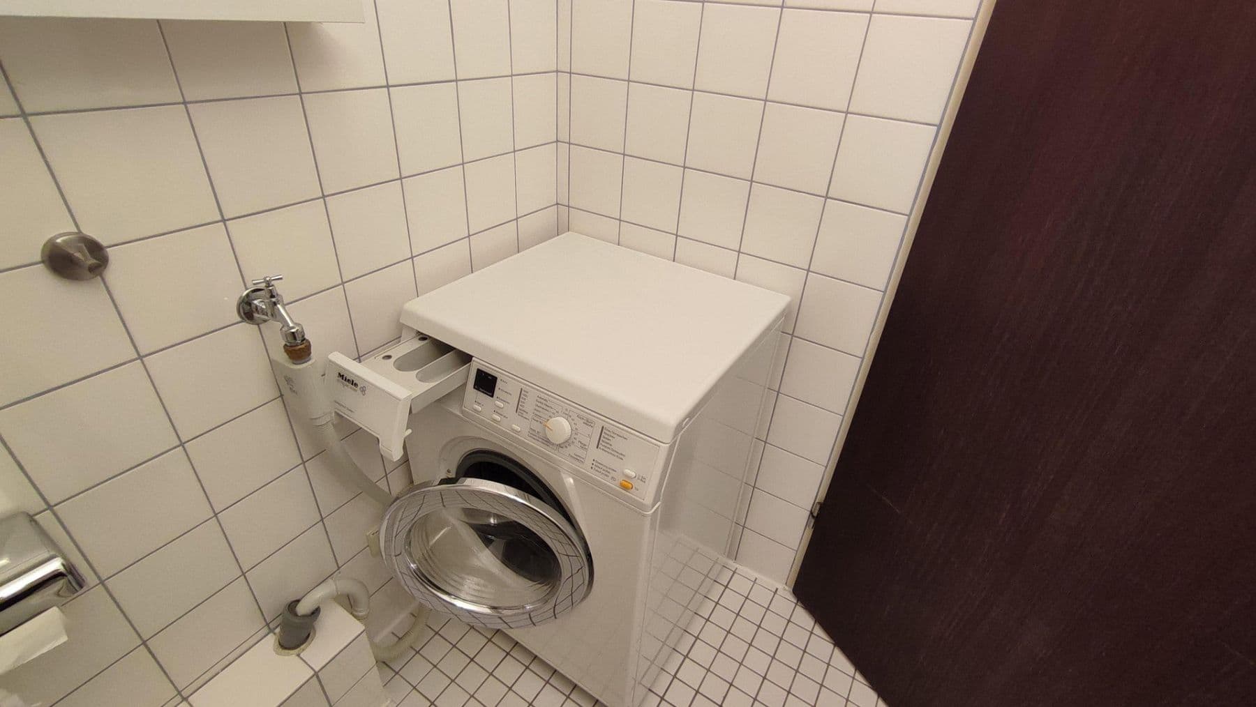 Pronájem bytu 2+1 60 m², Lisbethstr. 7, Hannover, Dolní Sasko Pronájem bytu 2+1 60 m², Lisbethstr. 7, Hannover, Dolní Sasko