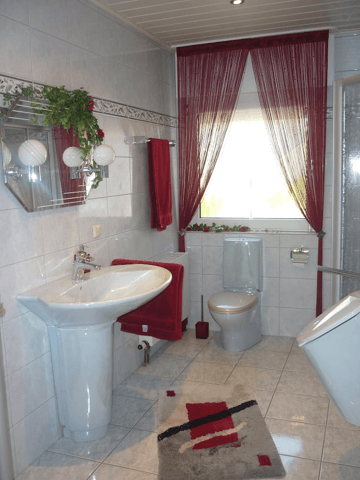 Prodej domu 260 m², pozemek 709 m², Murg, Bádensko-Württembersko Prodej domu 260 m², pozemek 709 m², Murg, Bádensko-Württembersko