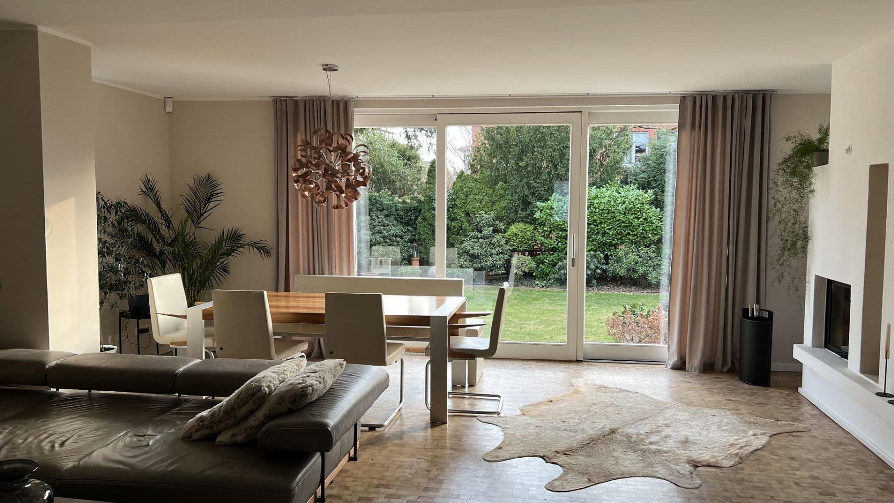 Prodej domu 190 m², pozemek 625 m², Minden, Severní Porýní-Vestfálsko Prodej domu 190 m², pozemek 625 m², Minden, Severní Porýní-Vestfálsko