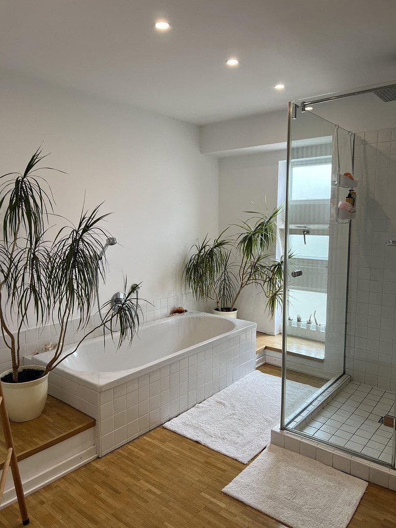 Prodej domu 190 m², pozemek 625 m², Minden, Severní Porýní-Vestfálsko Prodej domu 190 m², pozemek 625 m², Minden, Severní Porýní-Vestfálsko